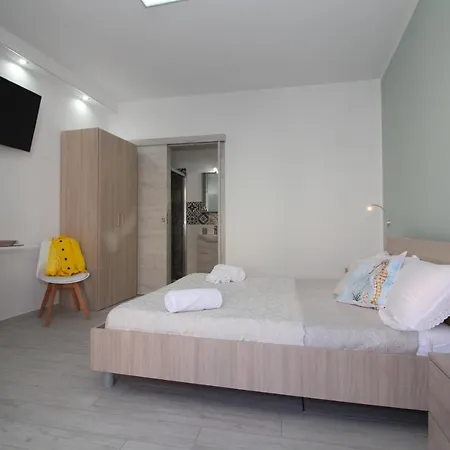 Monolocale In Centro A Due Passi Dal Mare * 산비토로카포